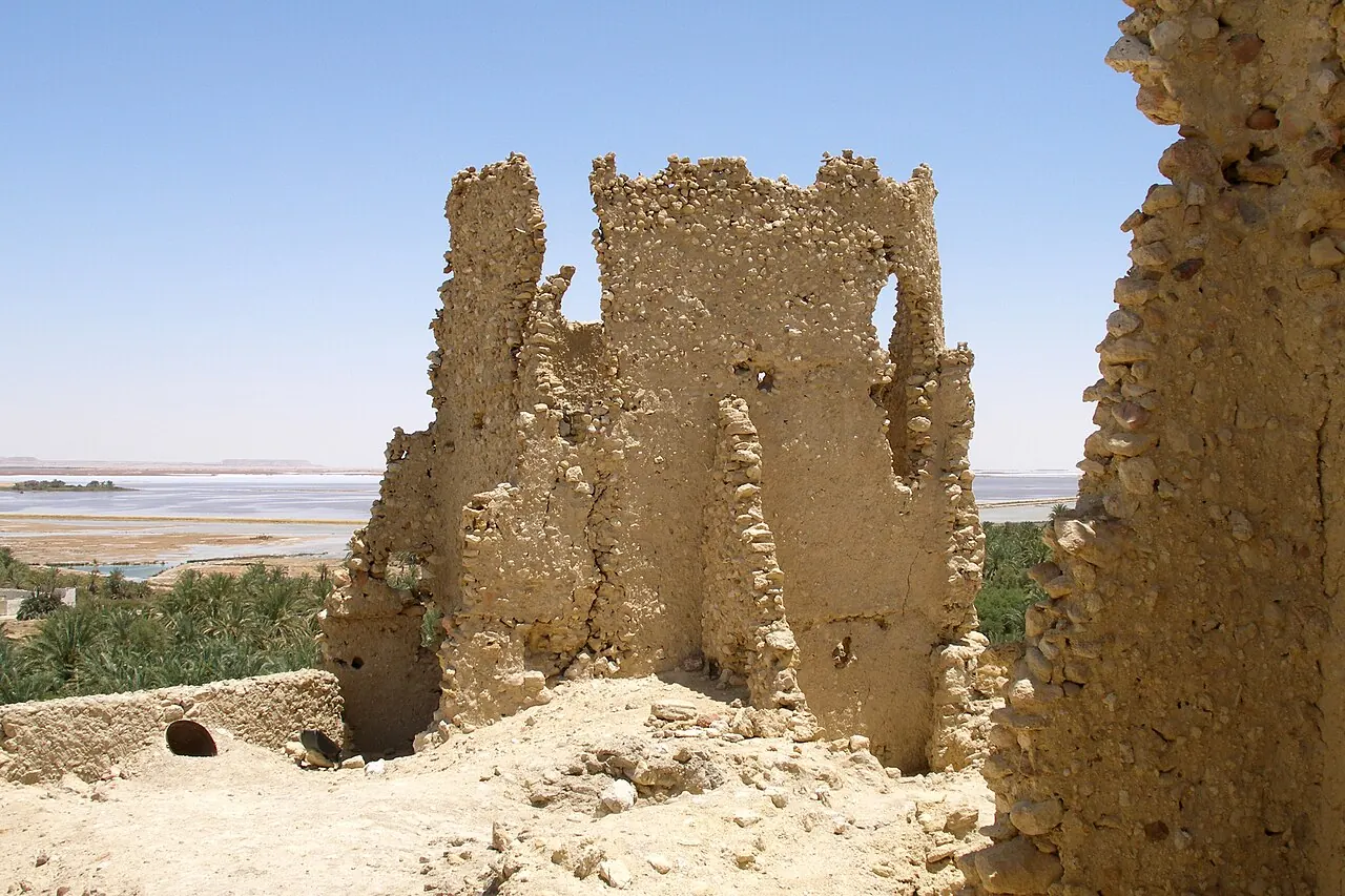 Ruinas del templo del Oráculo de Amón en el oasis de Siwa